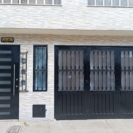 Hospedaje Room'S El Dorado Bogotá Exterior foto